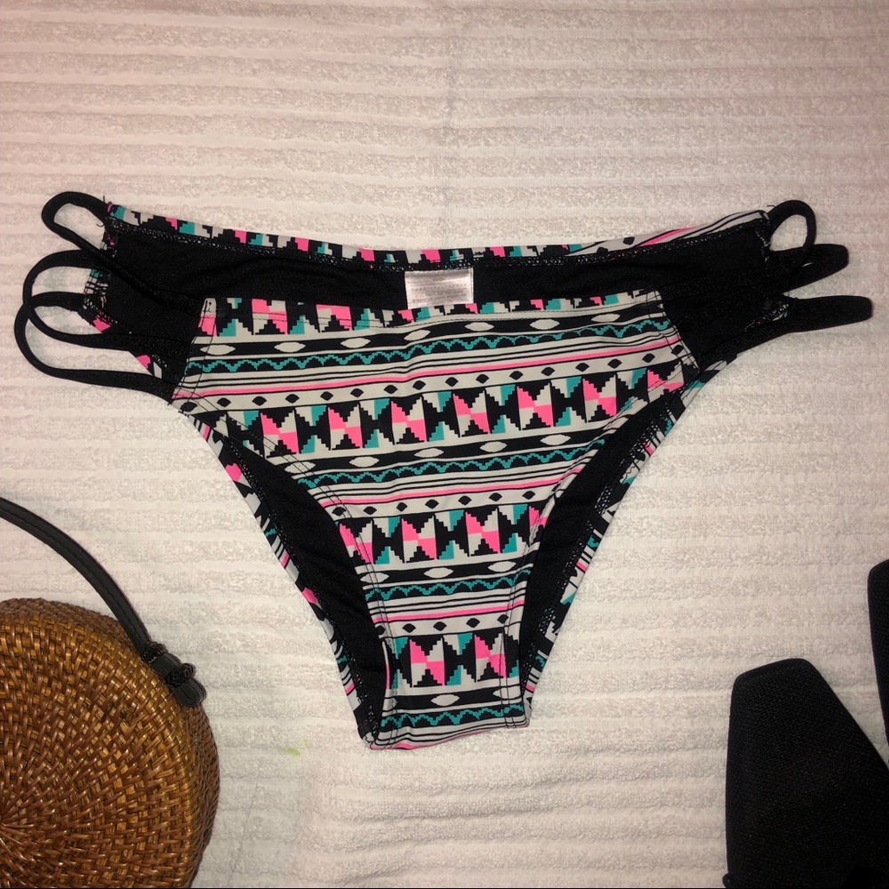 🔴 5/15$ Bikini bottoms